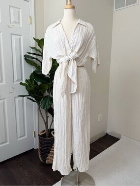Cream crinkle pants